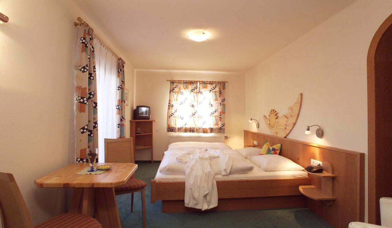 Pension Lachmayr Kaprun Exterior foto